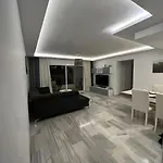 Luxurious Apartment Puerto Banus