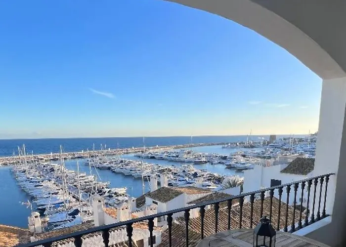 Luxurious Apartment Puerto Banus